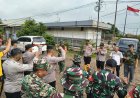 TNI-Polri Bersih-bersih Akses Stasiun Dawuan, Cikampek